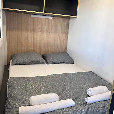 Holiday home Mobile Drage Bay *